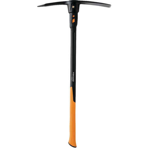 Fiskars Pro IsoCore 5 Lb. Forged Steel Pick/Mattock with 36 In. Steel Handle